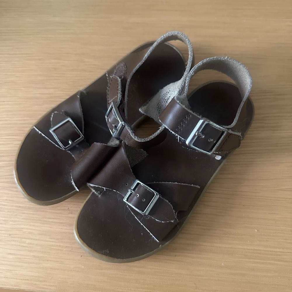 FOOTMATES Classic Brown Kids Sandals with Adjustable Straps